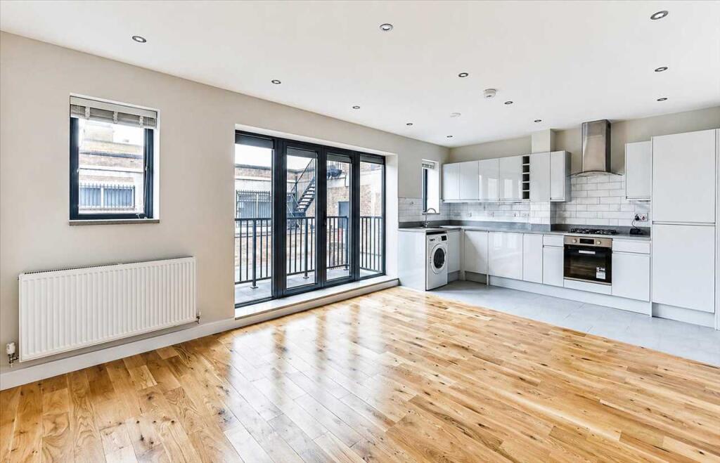 2 bed Apartment for rent in Merton. From Bramtons - London