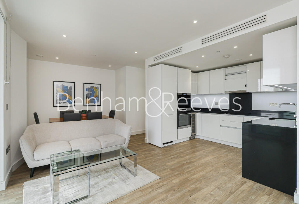 2 bed Apartment for rent in Clapham. From Benham & Reeves- Nine Elms - Nine Elms