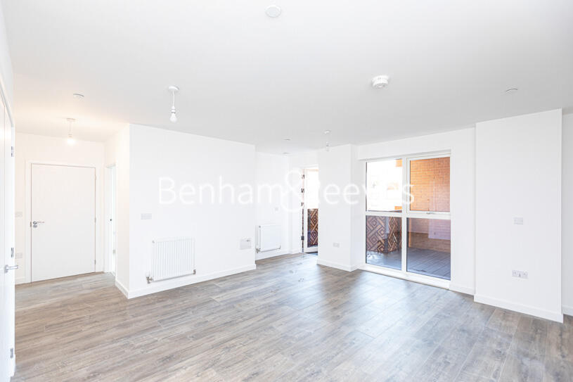 2 bed Apartment for rent in Acton. From Benham and Reeves Residential Lettings