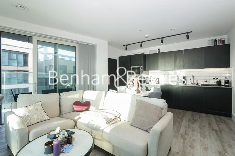 2 bed Apartment for rent in Acton. From Benham and Reeves Residential Lettings