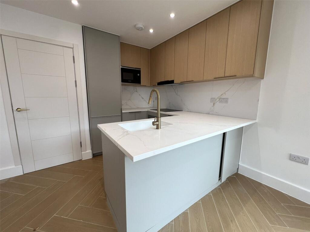 2 bed Apartment for rent in London. From Benham & Reeves - Hammersmith - Hammersmith