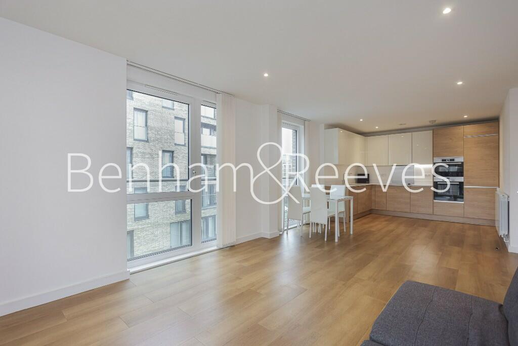 2 bed Apartment for rent in Poplar. From Benham and Reeves Residential Lettings
