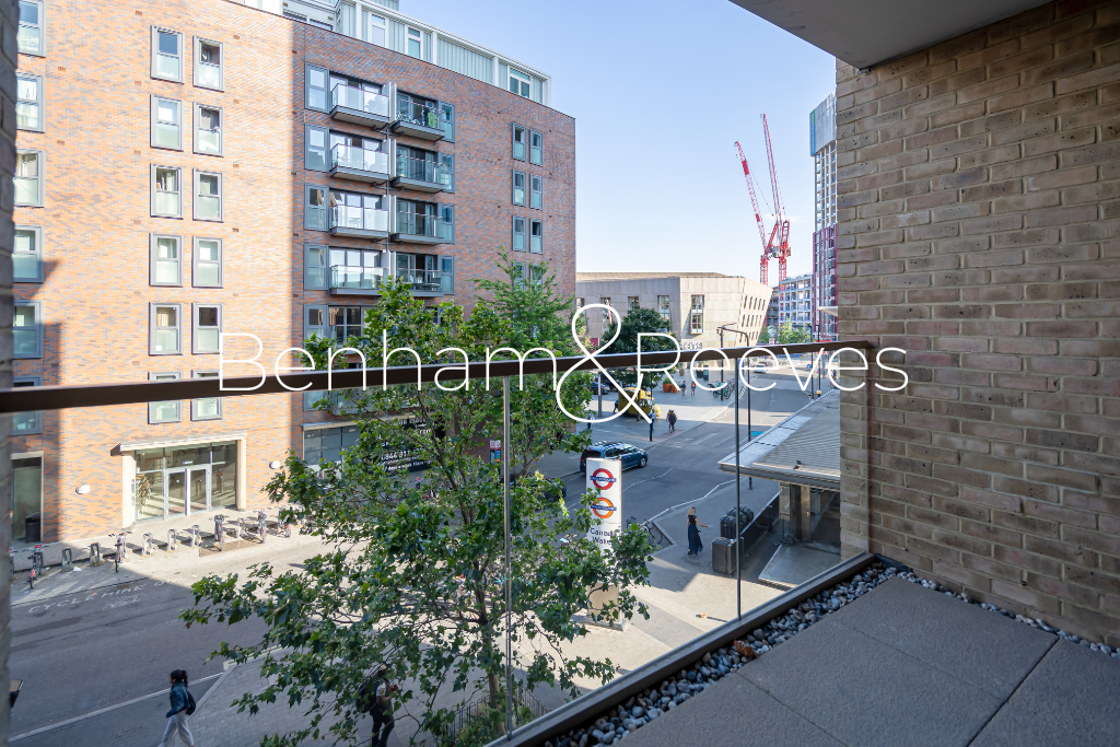 1 bed Apartment for rent in Bermondsey. From Benham & Reeves - Surrey Quays - Surrey Quays