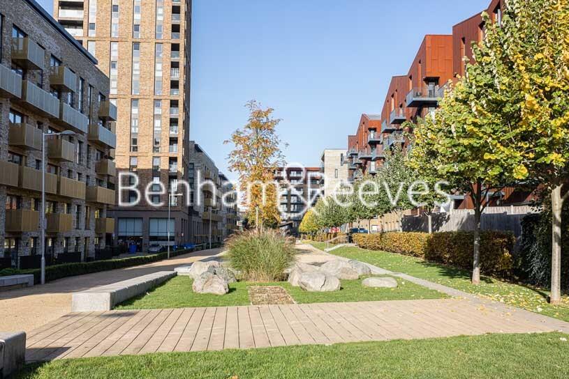 1 bed Apartment for rent in Poplar. From Benham & Reeves - Surrey Quays - Surrey Quays