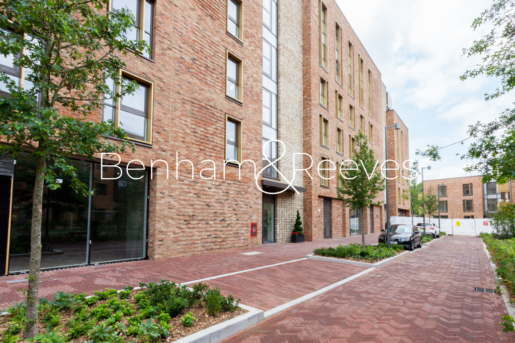 2 bed Apartment for rent in Deptford. From Benham & Reeves - Surrey Quays - Surrey Quays 2 bed Apartment for rent in Deptford. From Benham & Reeves - Surrey Quays - Surrey Quays