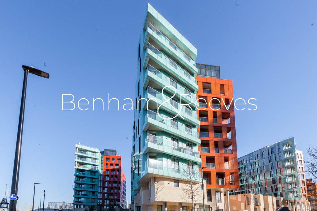 1 bed Apartment for rent in Greenwich. From Benham & Reeves - Surrey Quays - Surrey Quays 1 bed Apartment for rent in Greenwich. From Benham & Reeves - Surrey Quays - Surrey Quays