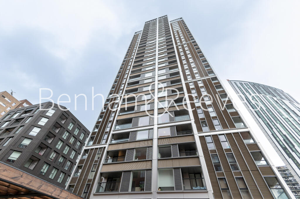 4 bed Apartment for rent in London. From Benham & Reeves - Surrey Quays - Surrey Quays 4 bed Apartment for rent in London. From Benham & Reeves - Surrey Quays - Surrey Quays