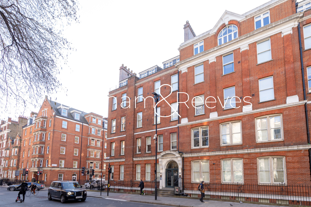 4 bed Apartment for rent in Camden Town. From Benham & Reeves - Surrey Quays - Surrey Quays