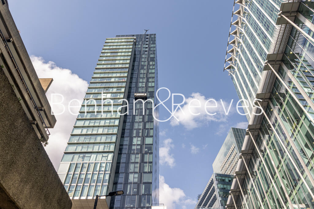 4 bed Apartment for rent in London. From Benham & Reeves - Surrey Quays - Surrey Quays 4 bed Apartment for rent in London. From Benham & Reeves - Surrey Quays - Surrey Quays