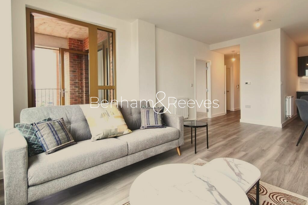 1 bed Apartment for rent in Camberwell. From Benham & Reeves - Surrey Quays - Surrey Quays 1 bed Apartment for rent in Camberwell. From Benham & Reeves - Surrey Quays - Surrey Quays