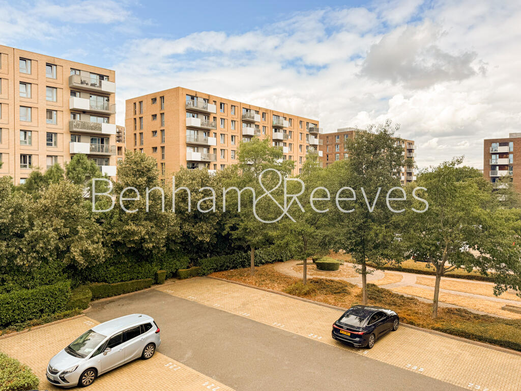 3 bed Apartment for rent in London. From Benham & Reeves - Surrey Quays - Surrey Quays