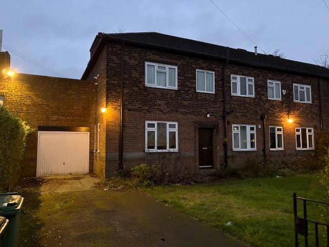 5 bed Semi Detached for rent in Leeds. From Sanderson Weatherall - Leeds 5 bed Semi Detached for rent in Leeds. From Sanderson Weatherall - Leeds