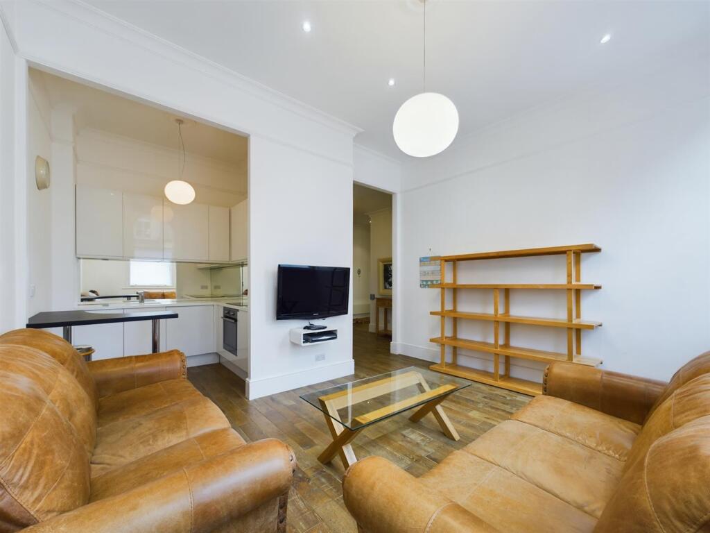 4 bed Studio for rent in Leeds. From Sanderson Weatherall - Leeds