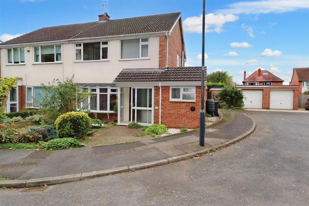 3 bed Semi Detached for rent in Warwick. From Boothroyd & Company - Kenilworth 3 bed Semi Detached for rent in Warwick. From Boothroyd & Company - Kenilworth