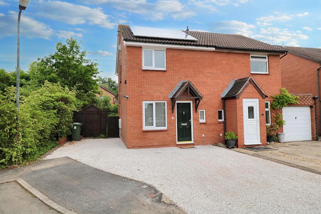 2 bed Semi Detached for rent in Kenilworth. From Boothroyd & Company - Kenilworth