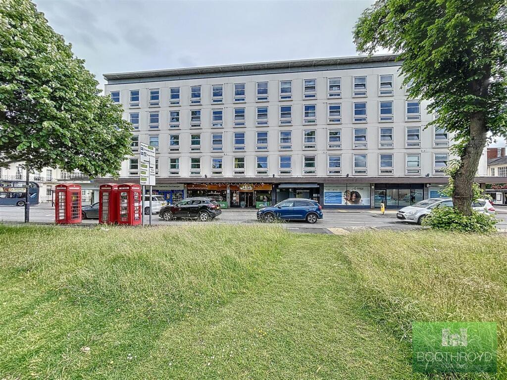 2 bed Apartment for rent in Royal Leamington Spa. From Boothroyd & Company - Kenilworth 2 bed Apartment for rent in Royal Leamington Spa. From Boothroyd & Company - Kenilworth