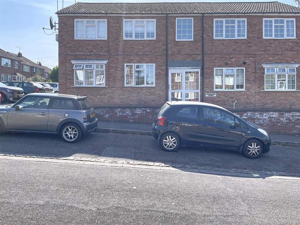 1 bed Apartment for rent in Kenilworth. From Boothroyd & Company - Kenilworth 1 bed Apartment for rent in Kenilworth. From Boothroyd & Company - Kenilworth