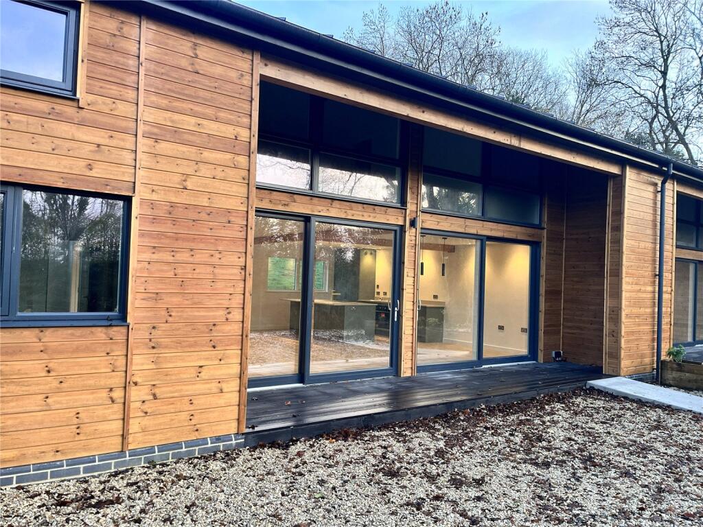 3 bed Mid Terraced House for rent in Pict's Hill. From English Homes - Langport