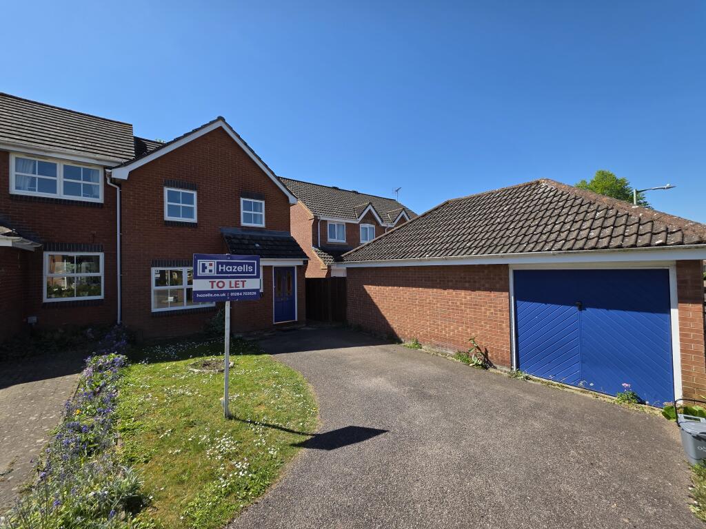 3 bed Semi Detached for rent in Bury St Edmunds. From Hazells - Bury St Edmunds 3 bed Semi Detached for rent in Bury St Edmunds. From Hazells - Bury St Edmunds