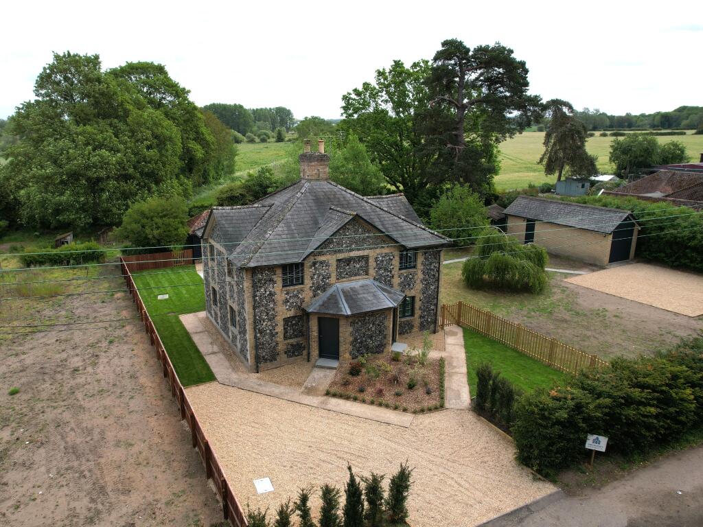 2 bed Cottage for rent in Culford. From Hazells - Bury St Edmunds 2 bed Cottage for rent in Culford. From Hazells - Bury St Edmunds