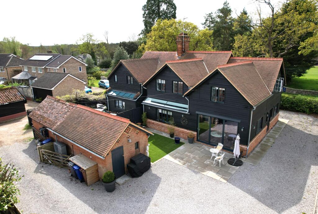 5 bed Semi Detached for rent in Culford. From Hazells - Bury St Edmunds 5 bed Semi Detached for rent in Culford. From Hazells - Bury St Edmunds