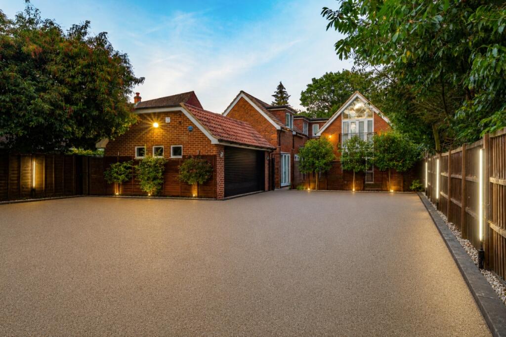 4 bed Detached for rent in Byfleet. From Hamptons - Weybridge