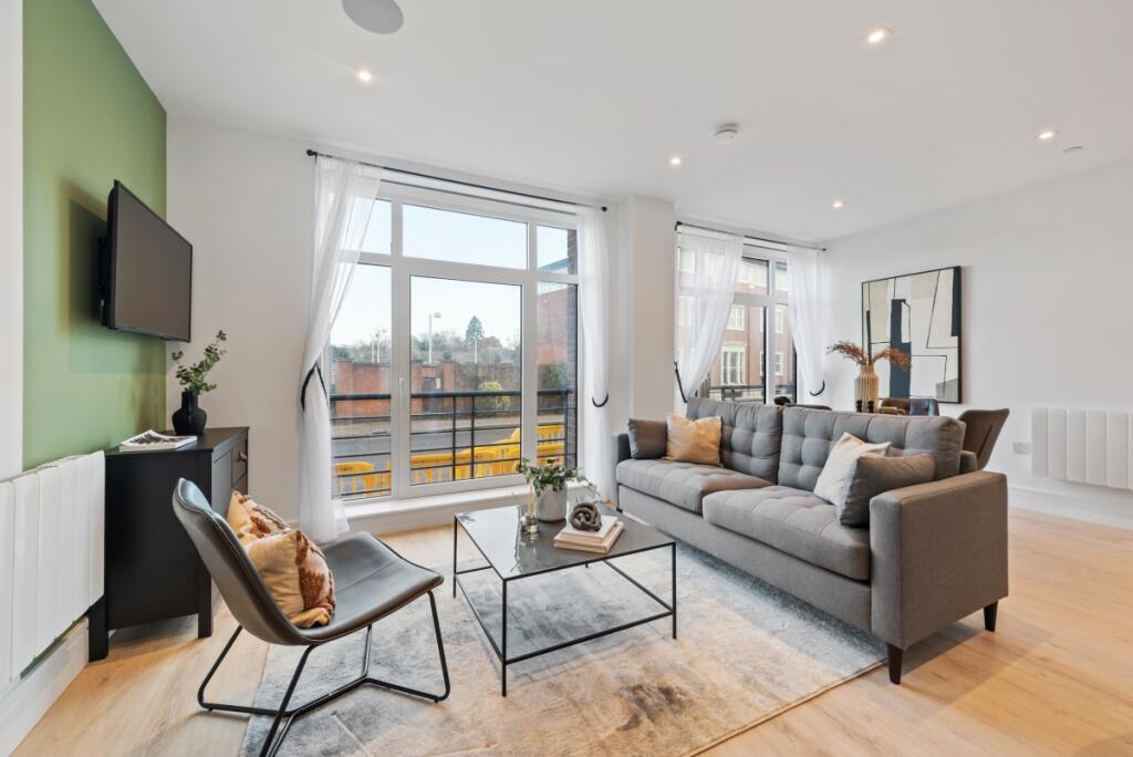 2 bed Apartment for rent in Chertsey. From Hamptons - Weybridge