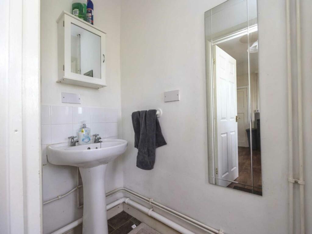 2 bed Semi-Detached House for rent in Nottingham. From Martin Allsuch & Co