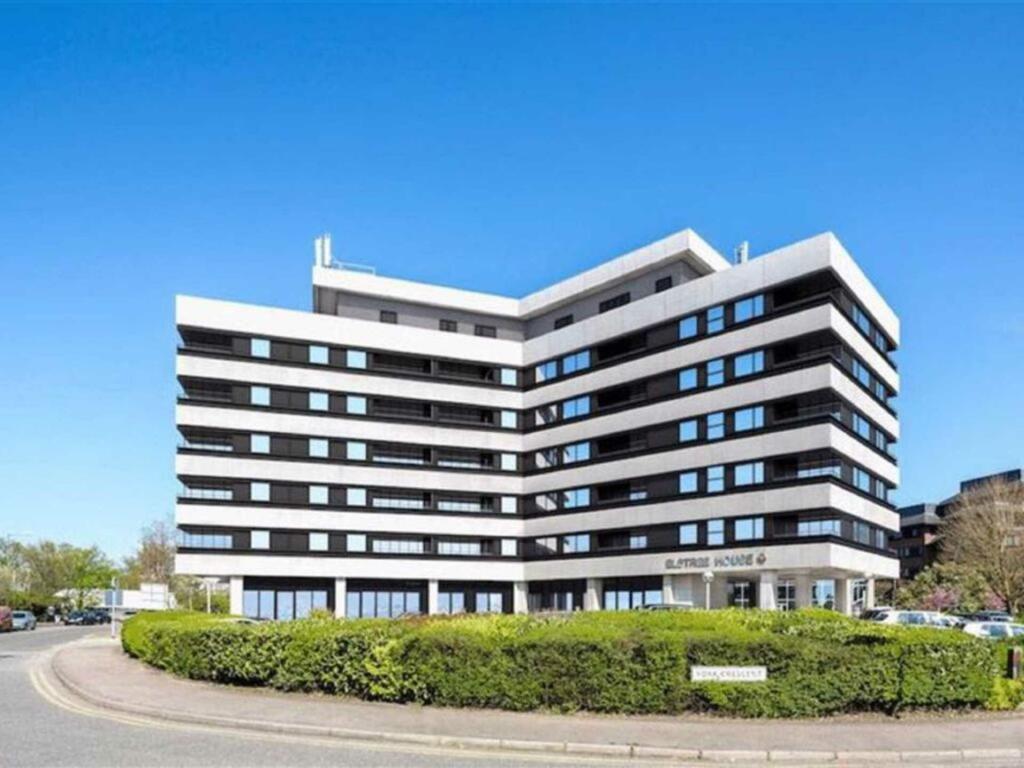 1 bed Flat for rent in Borehamwood. From Martin Allsuch & Co