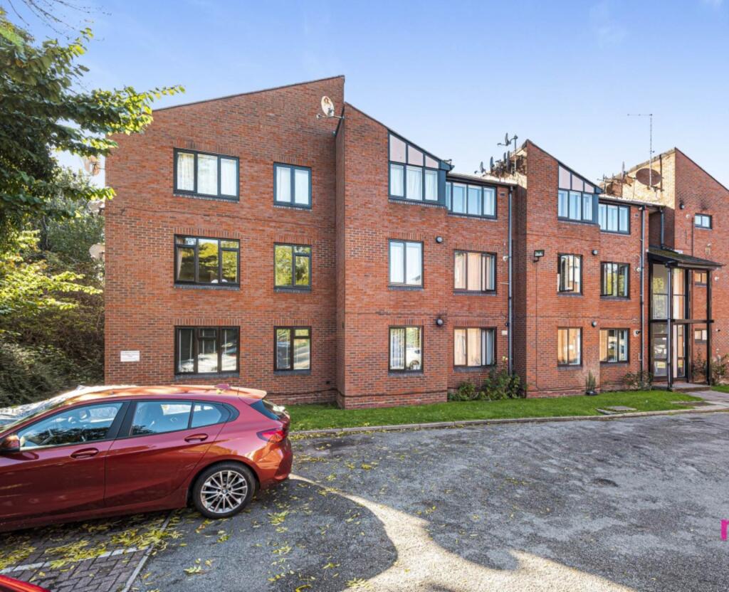 1 bed 1st Floor Flat for rent in London. From Martin Allsuch - Elstree - Sales