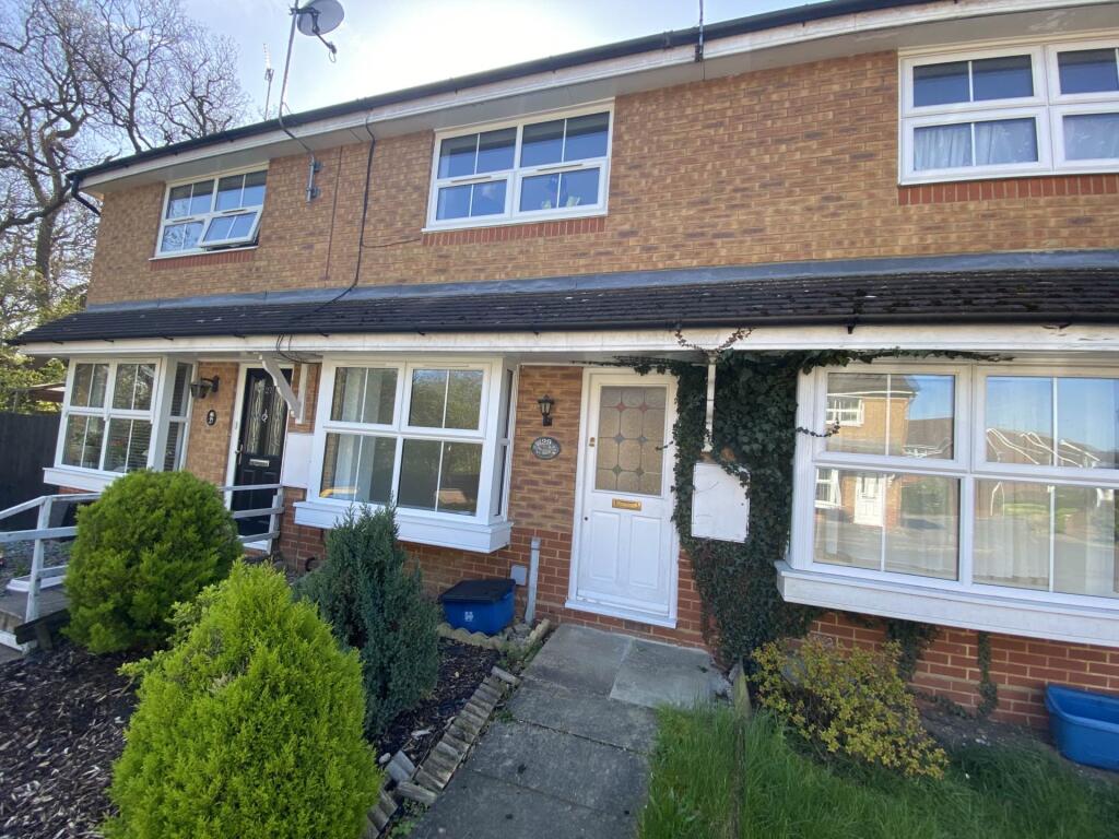 2 bed Mid Terraced House for rent in Shenley. From Martin Allsuch - Elstree - Sales