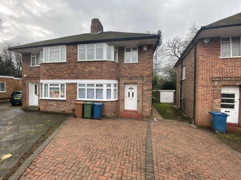 3 bed Semi Detached for rent in Stanmore. From Martin Allsuch - Elstree - Sales