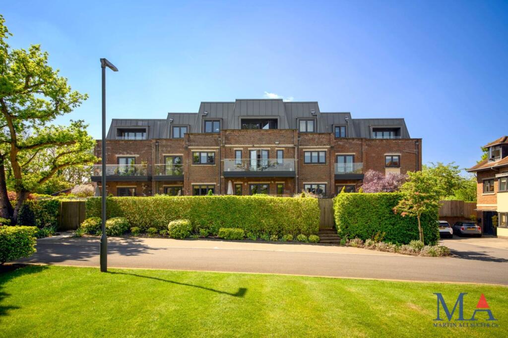 2 bed Apartment for rent in Bushey. From Martin Allsuch - Elstree - Sales