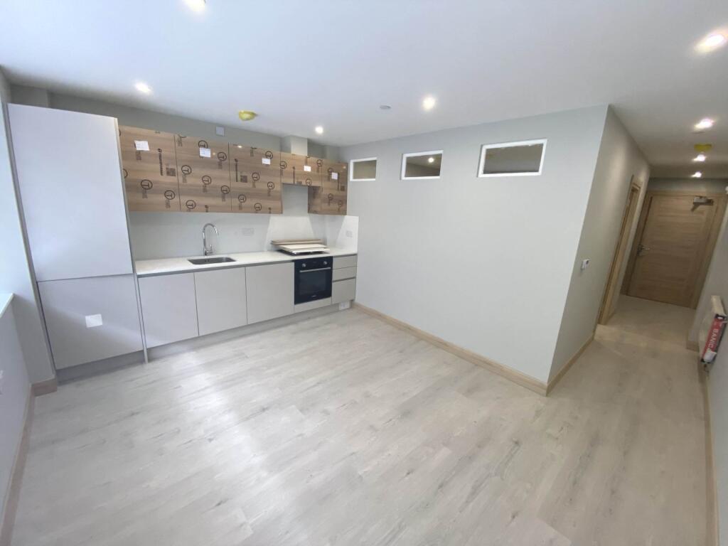 1 bed 1st Floor Flat for rent in Borehamwood. From Martin Allsuch - Elstree - Sales