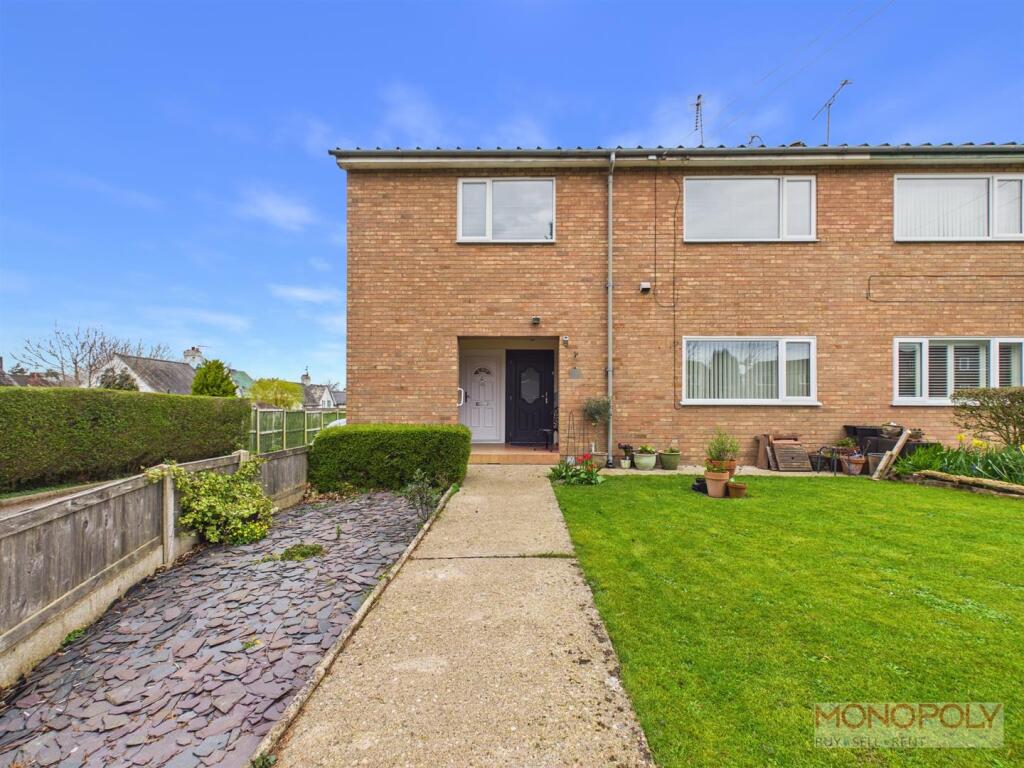 2 bed 1st Floor Flat for rent in Bradley. From Monopoly Estate Agents - Rossett 2 bed 1st Floor Flat for rent in Bradley. From Monopoly Estate Agents - Rossett
