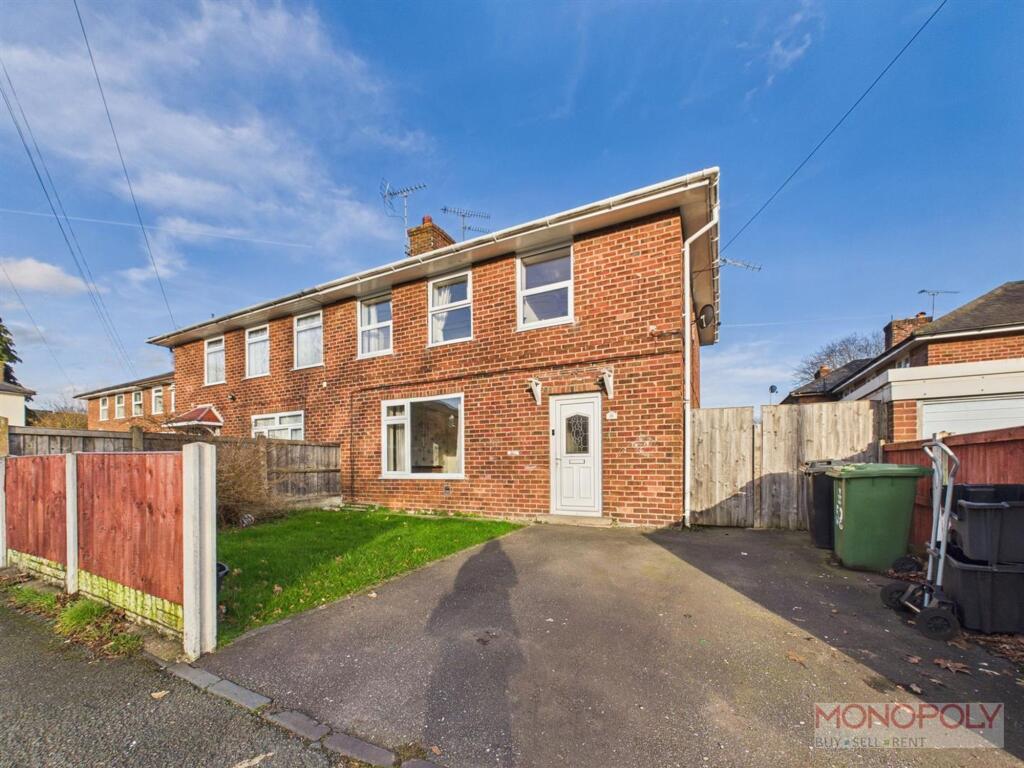 3 bed Semi Detached for rent in Gresford. From Monopoly Estate Agents - Rossett 3 bed Semi Detached for rent in Gresford. From Monopoly Estate Agents - Rossett