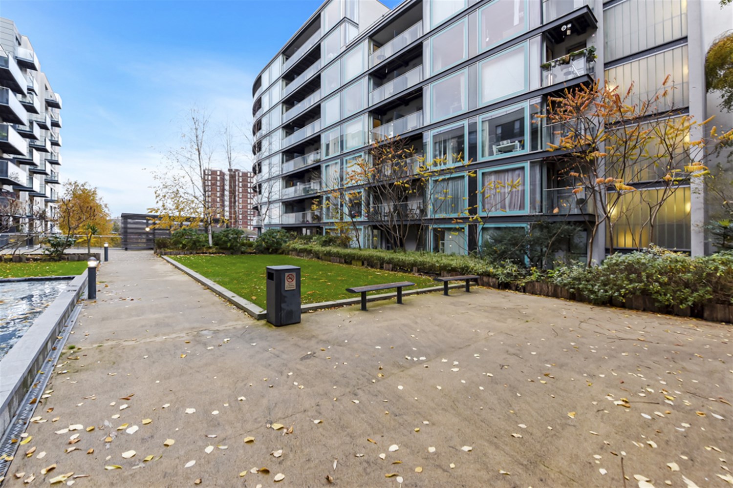 3 bed 1st Floor Flat for rent in Hayes. From Henry Wiltshire - Hayes and Harlington