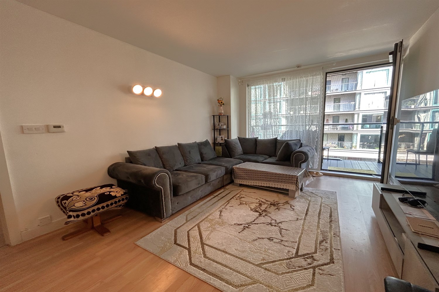 2 bed Apartment for rent in Hayes. From Henry Wiltshire - Hayes and Harlington