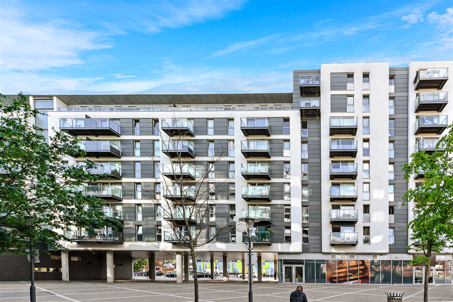 2 bed Apartment for rent in Hayes. From Henry Wiltshire - Hayes and Harlington