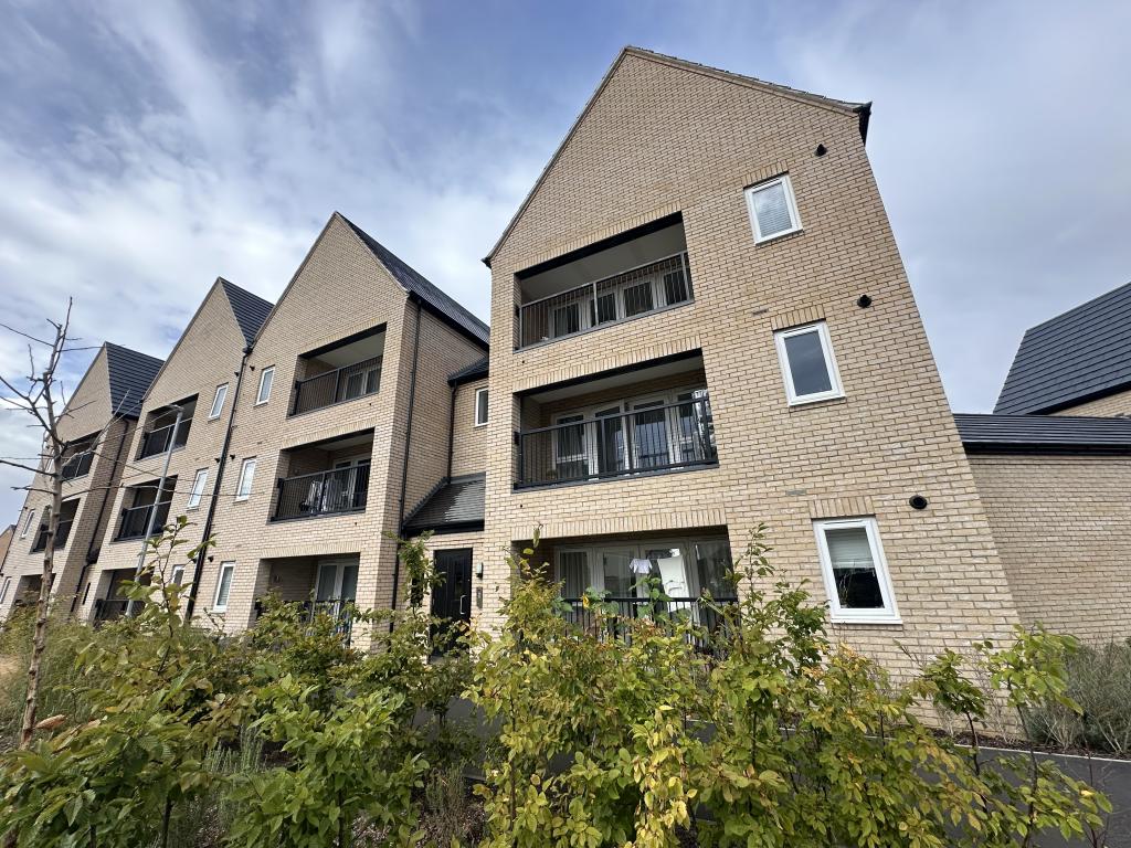 2 bed Flat for rent in Cambridge. From Alexander Greens Property Services