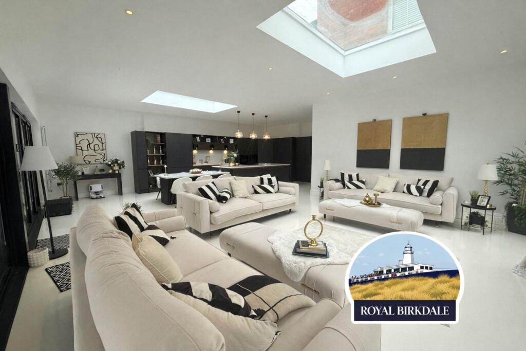 4 bed Detached for rent in Southport. From Greenbank Property Services 4 bed Detached for rent in Southport. From Greenbank Property Services