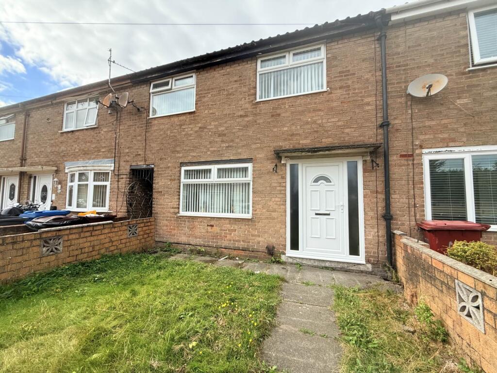 3 bed Mid Terraced House for rent in Melling Mount. From Greenbank Property Services