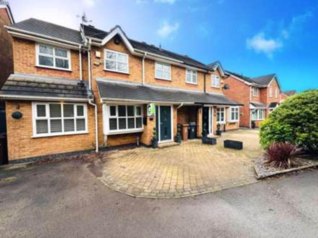 4 bed Semi Detached for rent in Melling. From Greenbank Property Services 4 bed Semi Detached for rent in Melling. From Greenbank Property Services