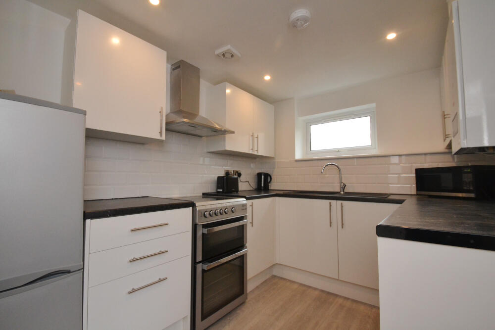 3 bed Mid Terraced House for rent in Manchester. From Nicholas Humphreys - Manchester