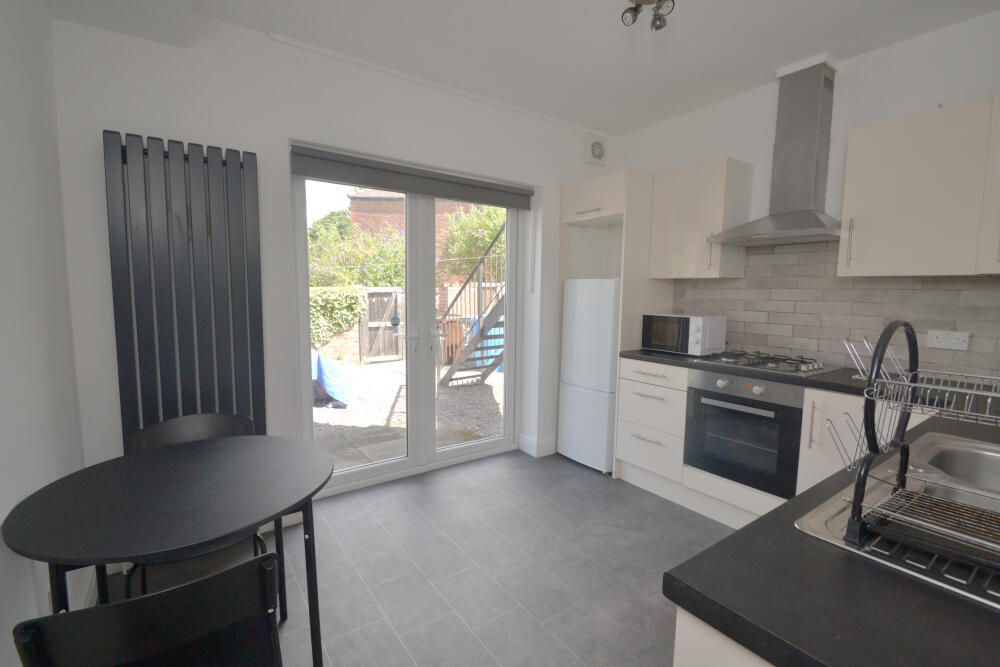 2 bed 1st Floor Flat for rent in Stockport. From Nicholas Humphreys - Manchester 2 bed 1st Floor Flat for rent in Stockport. From Nicholas Humphreys - Manchester