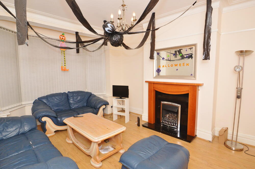 4 bed Semi Detached for rent in Manchester. From Nicholas Humphreys - Manchester