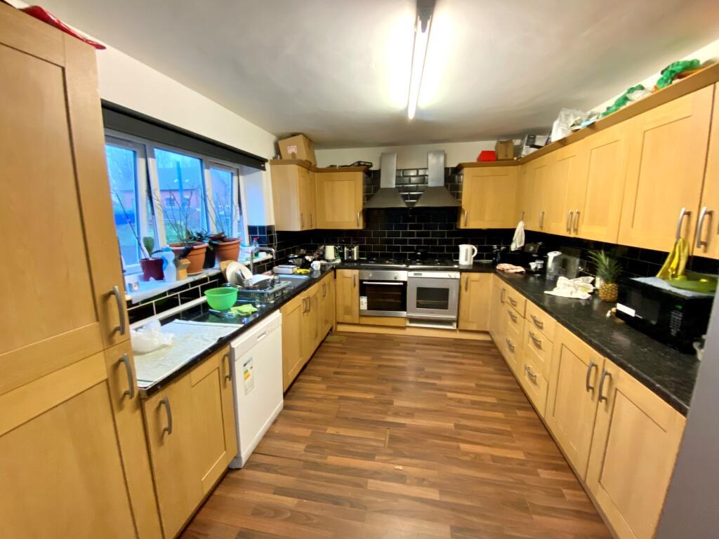 11 bed Semi Detached for rent in Manchester. From Nicholas Humphreys - Manchester 11 bed Semi Detached for rent in Manchester. From Nicholas Humphreys - Manchester