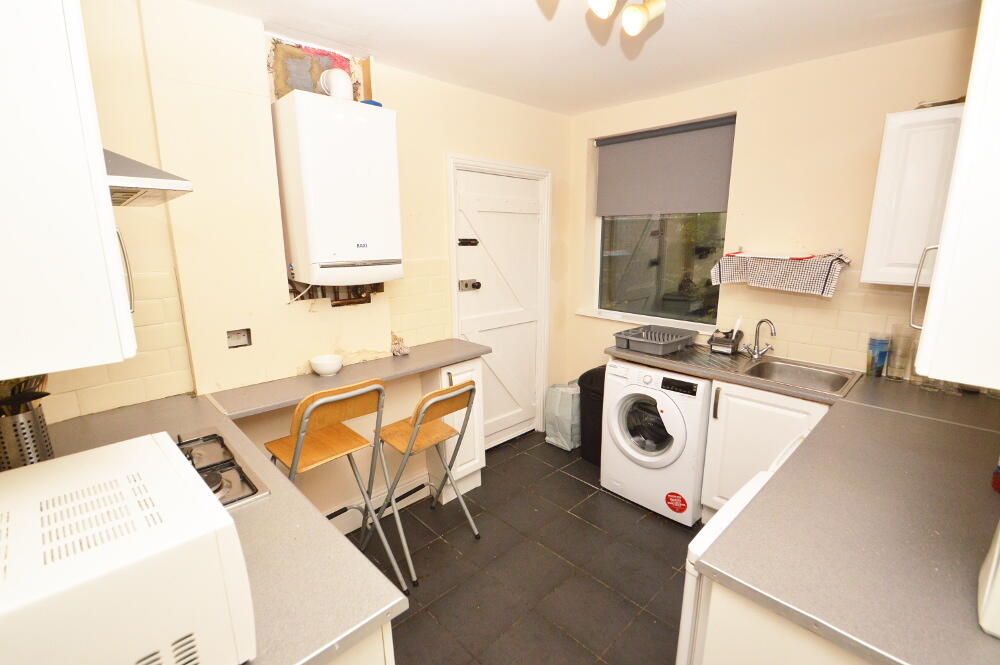 3 bed Mid Terraced House for rent in Manchester. From Nicholas Humphreys - Manchester 3 bed Mid Terraced House for rent in Manchester. From Nicholas Humphreys - Manchester