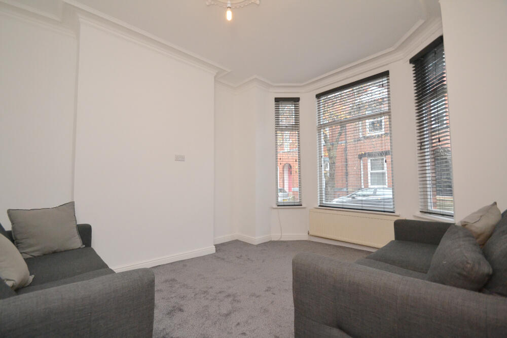 6 bed Mid Terraced House for rent in Manchester. From Nicholas Humphreys - Manchester