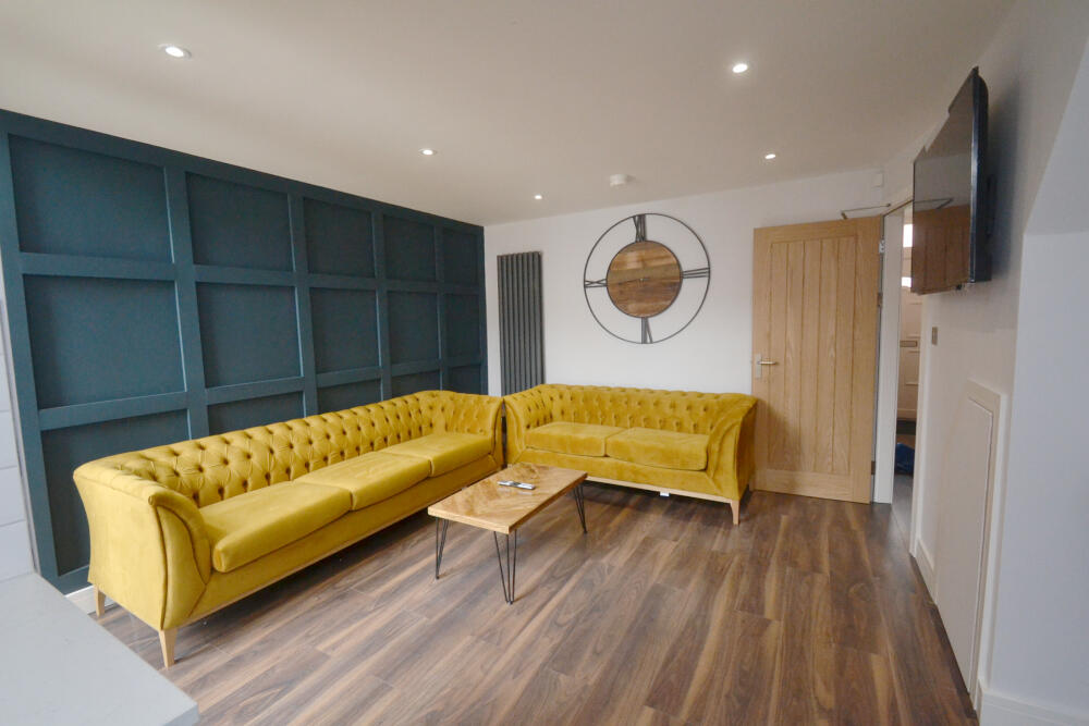 6 bed Mid Terraced House for rent in Stockport. From Nicholas Humphreys - Manchester 6 bed Mid Terraced House for rent in Stockport. From Nicholas Humphreys - Manchester